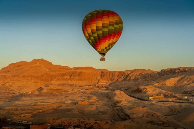 Экскурсия «Полет на воздушном шаре» в Луксоре Deeb Tours